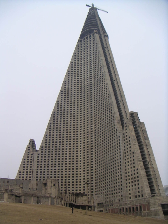 ryugyong.jpg